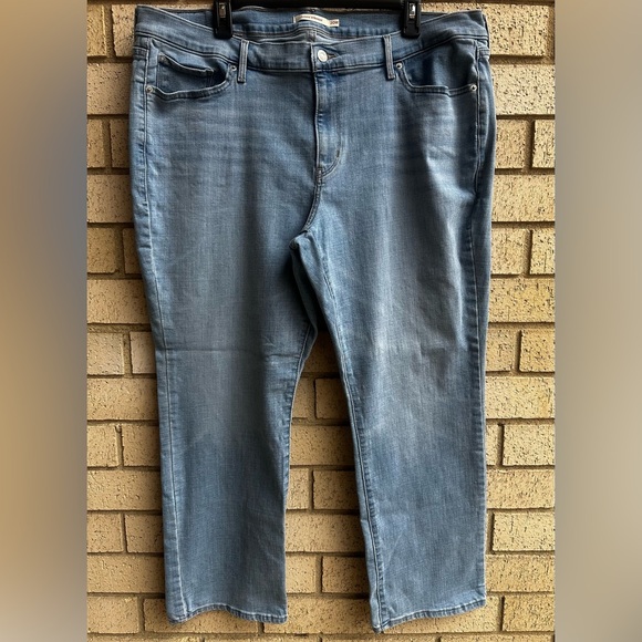 LEVI’S LADIES JEANS - Picture 3 of 14